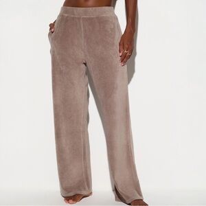 NWT Spiritual Gangster Maeve Velour Pant – Moon Rock – Size Small MSRP $128